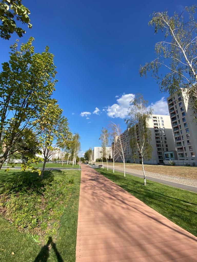 Cozy Apartment 130E By Plaza Bukares Bagian luar foto